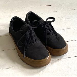 Gum Era Black Vans w/ Gum Sole Women’s 6.5 Men’s 5